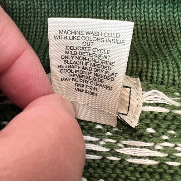 L.L. Bean Heavy Cotton Zip Cardigan Green White Faire Isle Holiday Size Medium - Picture 8 of 9